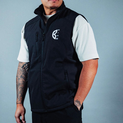 BACK9 Softshell Vest — Black